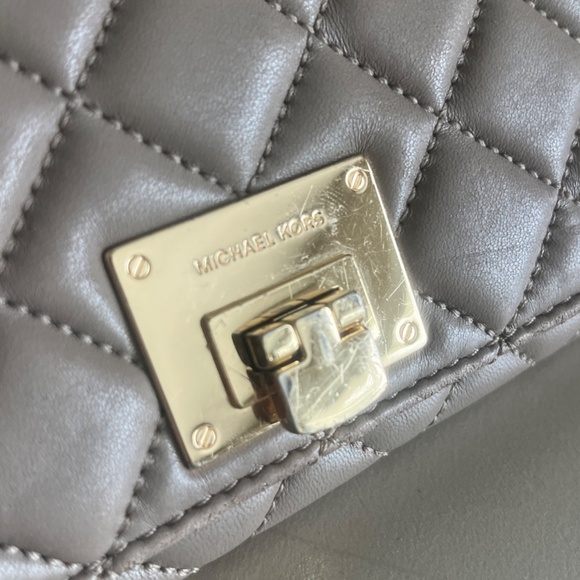 COPY - Michael Kors Astrid Quilted Tan Leather Wallet - Picture 9 of 10